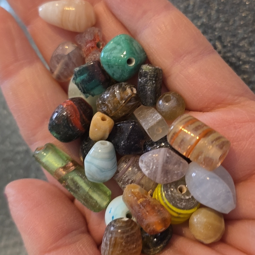 Assorted Beautiful Beads Collection - Euc - image 8